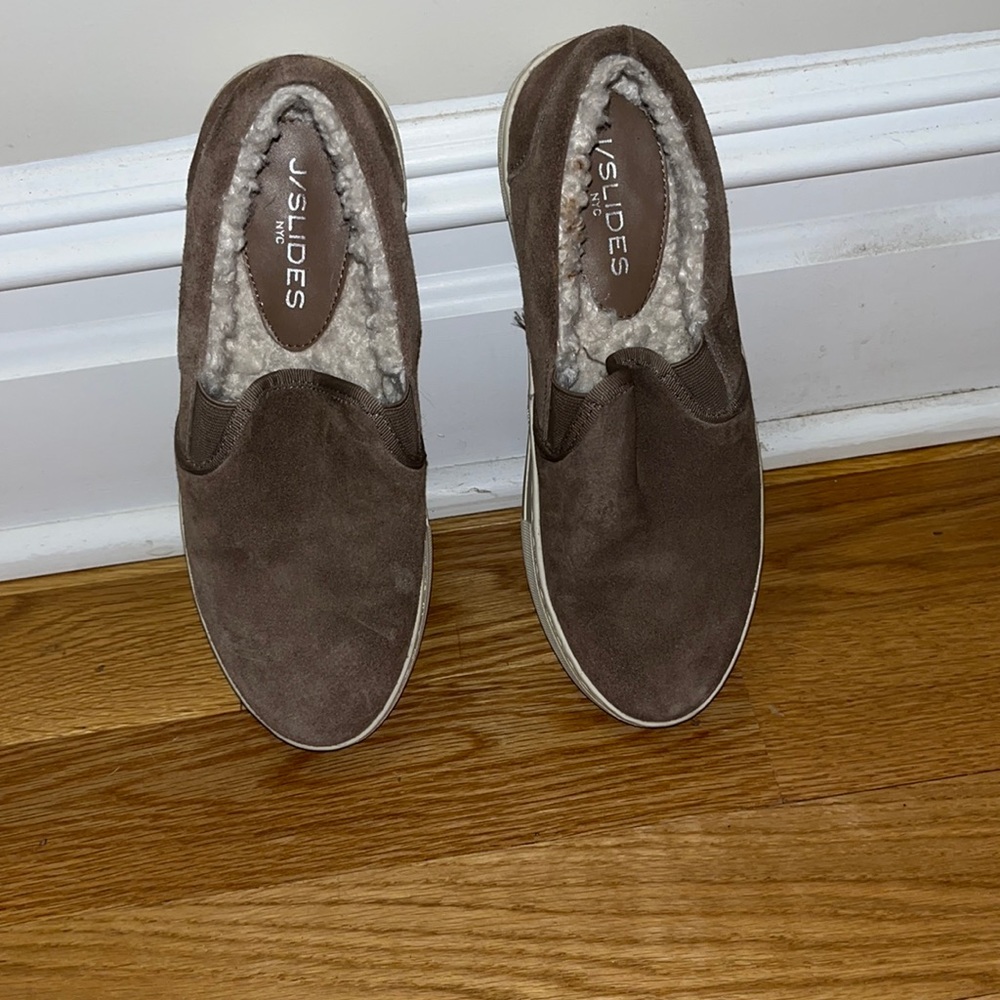 Cute warm fuzzy slippers